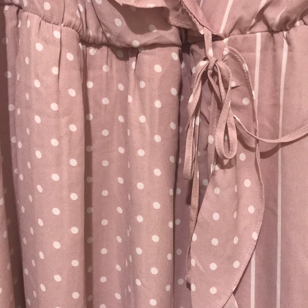Dress - Picture 3 of 5
